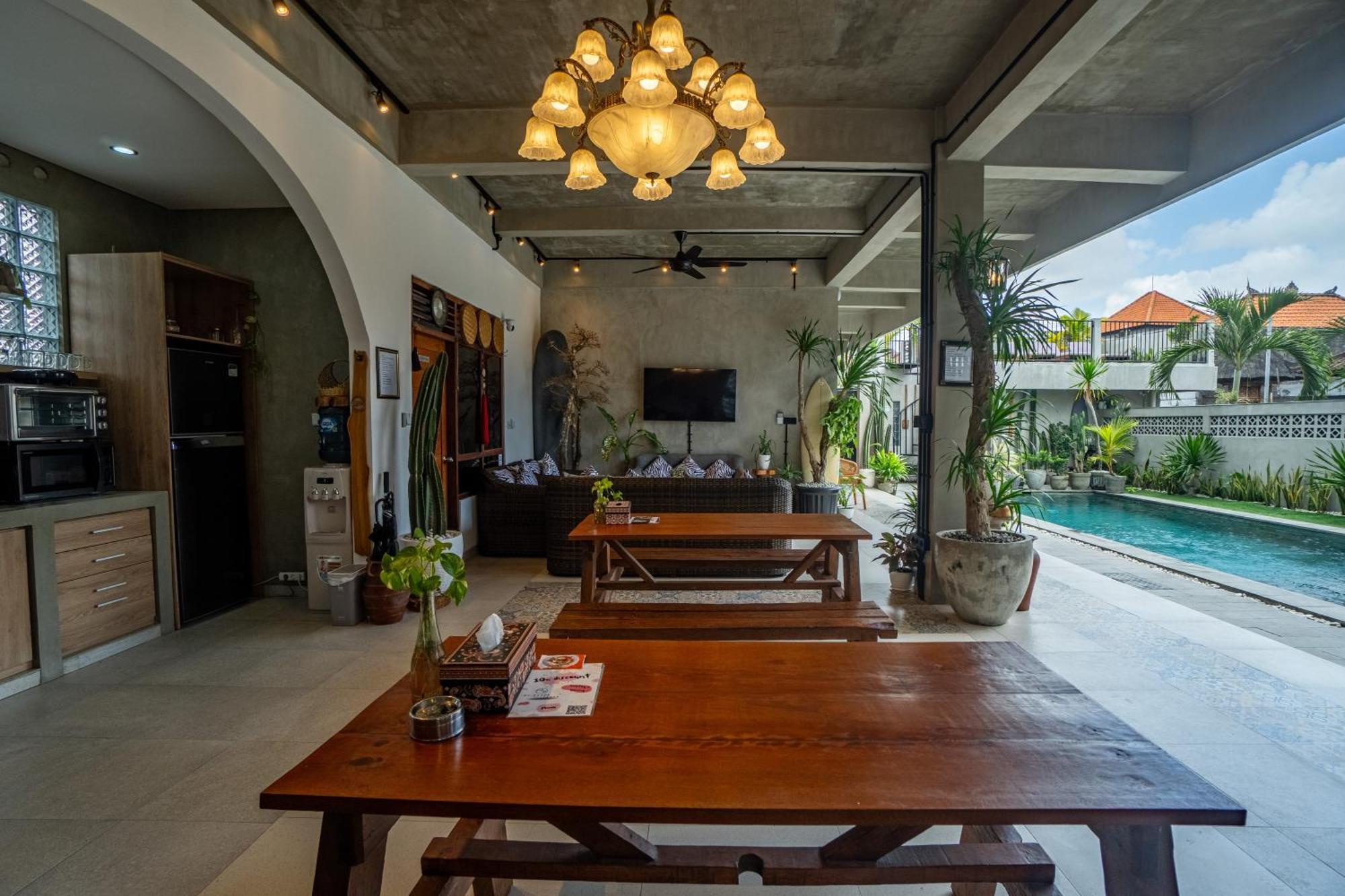 The Breeze Stay And Surf Canggu Exteriér fotografie